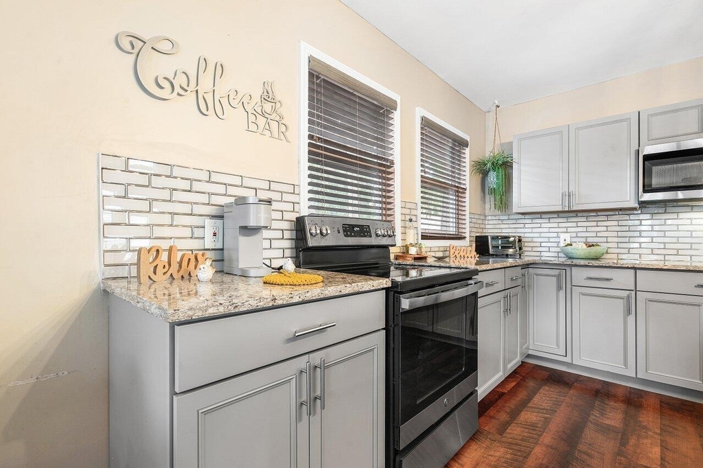 314 S Palmway - Photo 18
