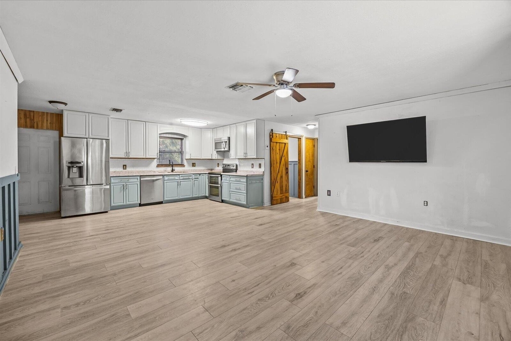 3031 Nw 2nd Street - Photo 5