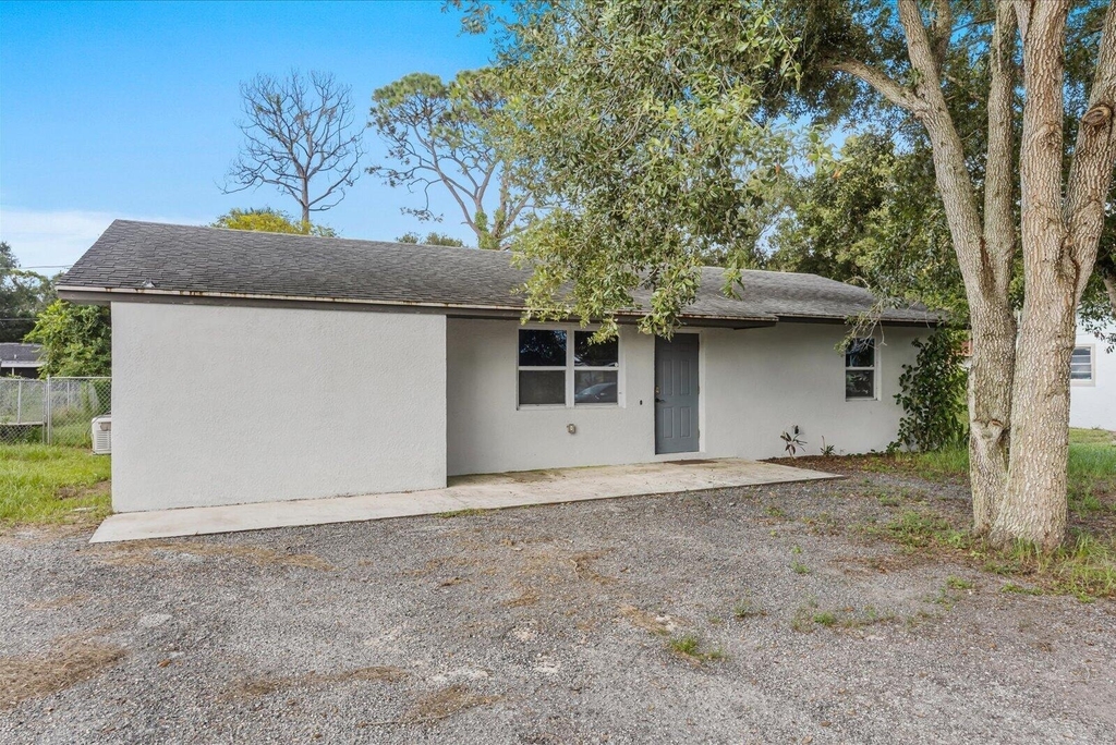 3031 Nw 2nd Street - Photo 3