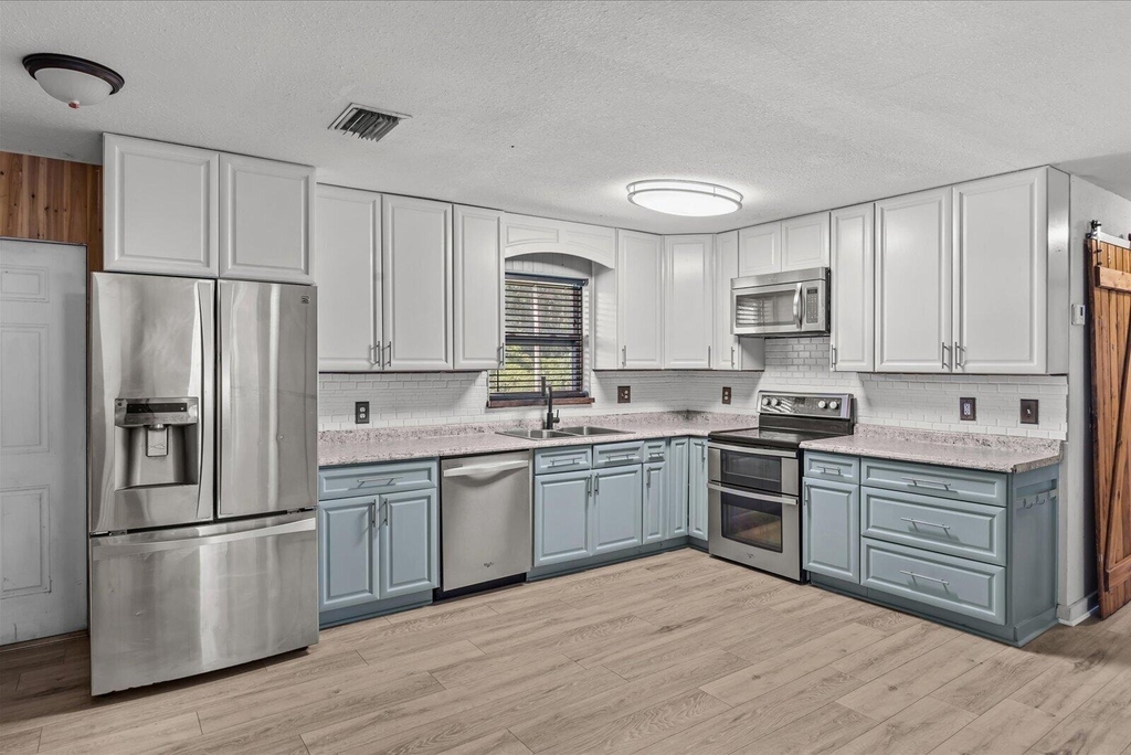 3031 Nw 2nd Street - Photo 8