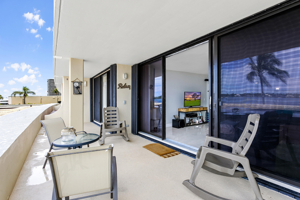 132 Lakeshore Drive - Photo 19