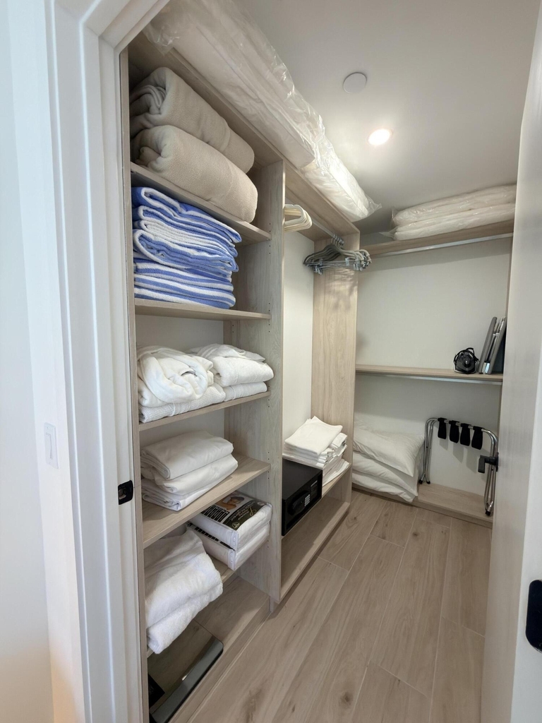 225 N Miami Avenue - Photo 32