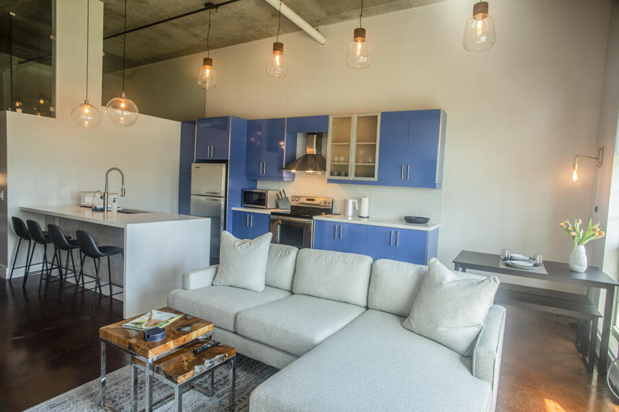 185 Ne 4th Avenue - Photo 2