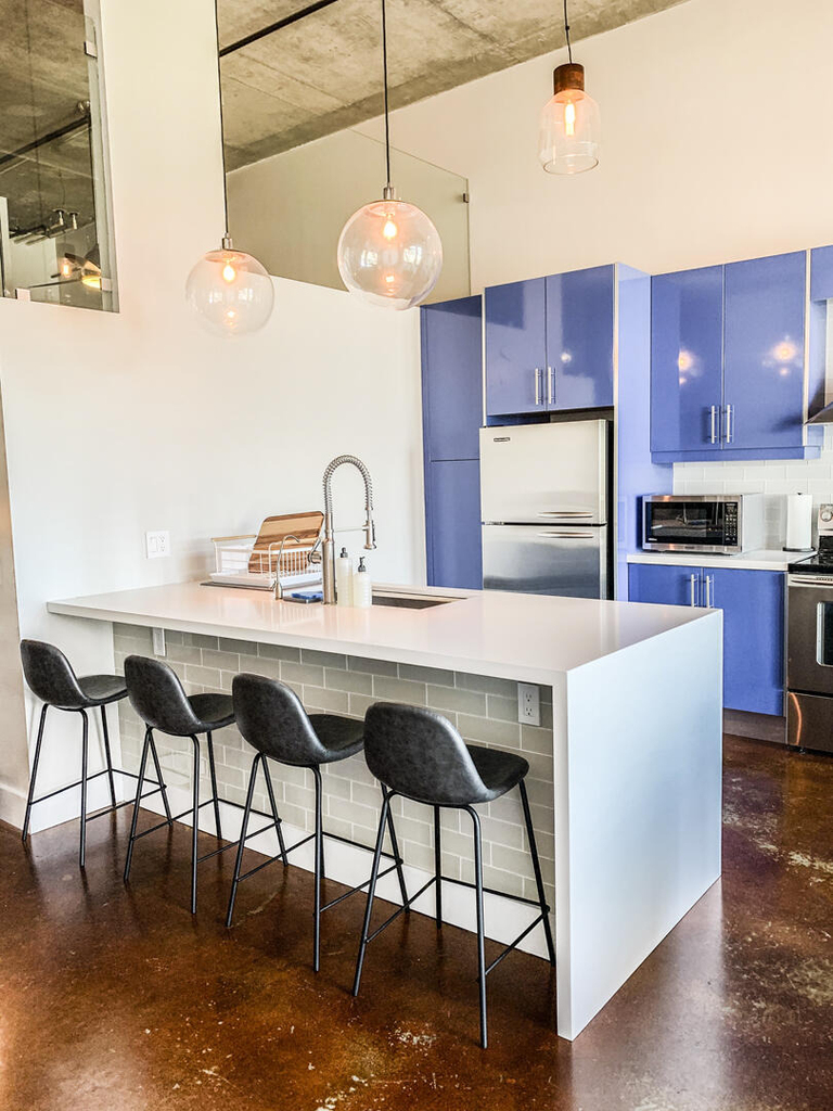 185 Ne 4th Avenue - Photo 1