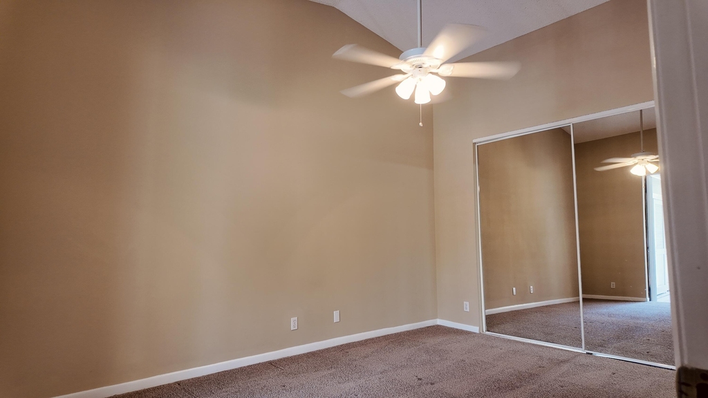 5418 Firenze Drive - Photo 15