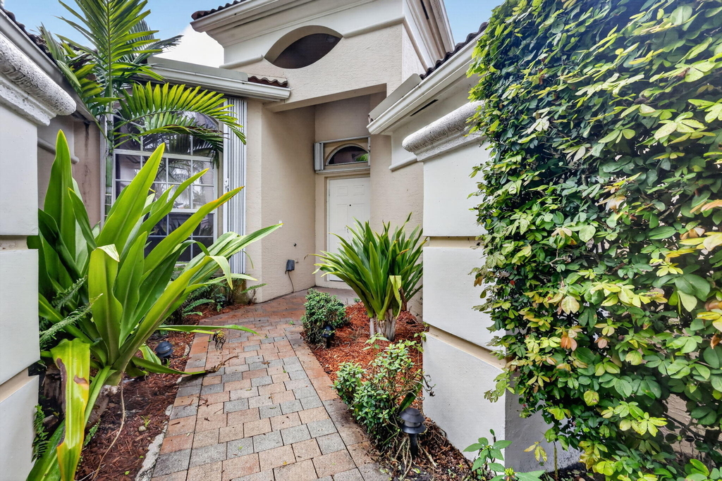 2426 Sandy Cay - Photo 4