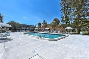 2781 Taft Street - Photo 11