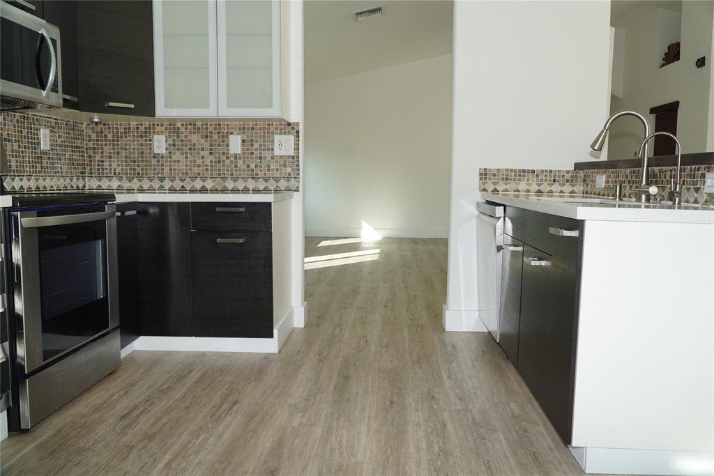 17030 Nw 19th Court - Photo 7