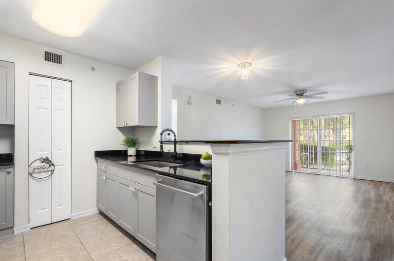 6768 Heritage Grande - Photo 1