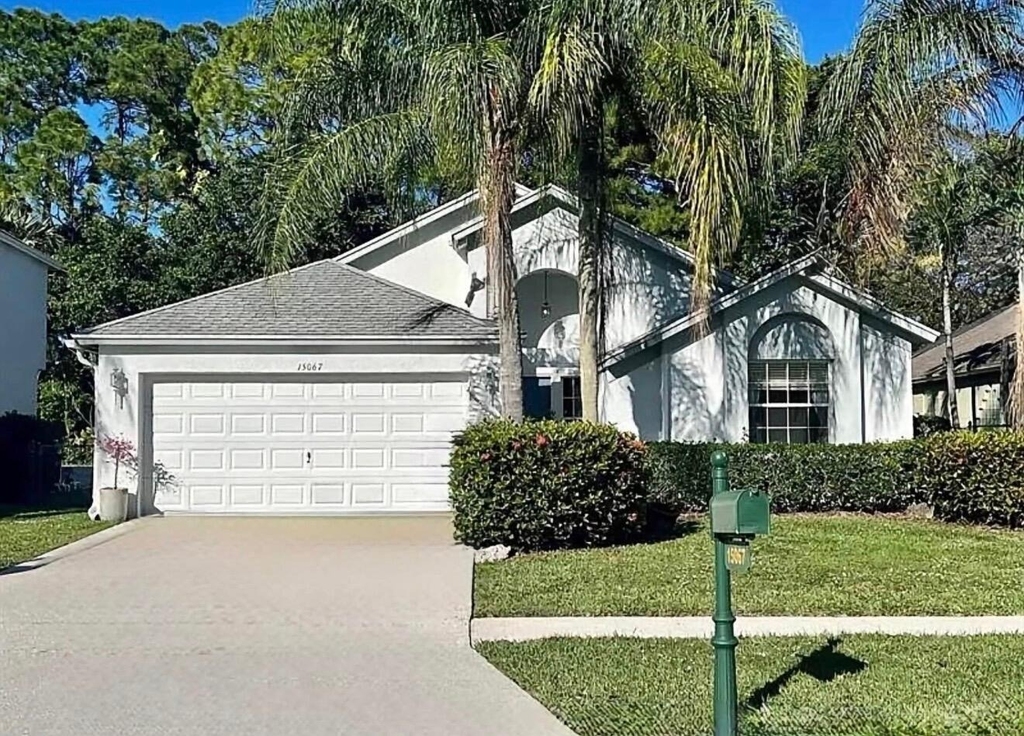 15067 Oak Chase Court - Photo 0