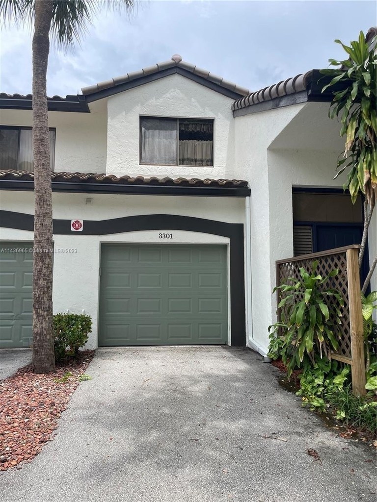 7525 Nw 61st Terrace - Photo 2