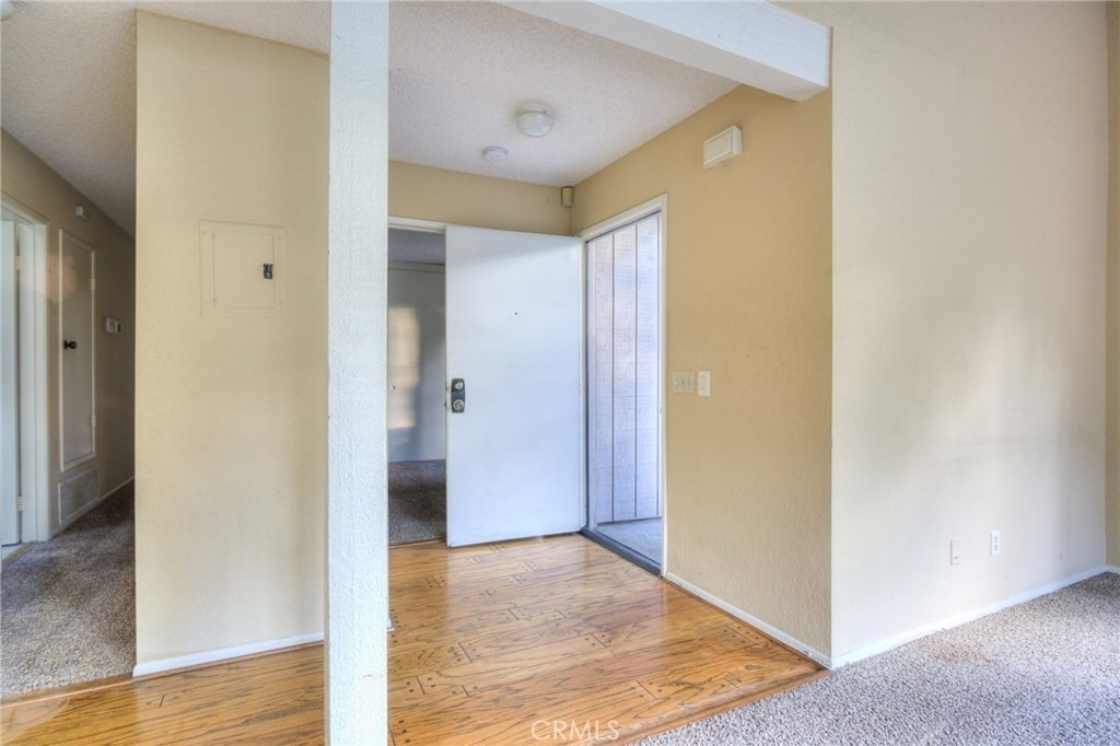 600 Central - Photo 1