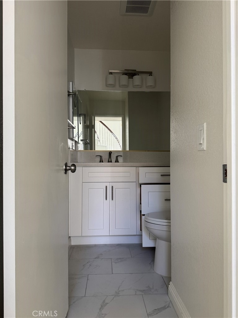 8 Carmel Court - Photo 7