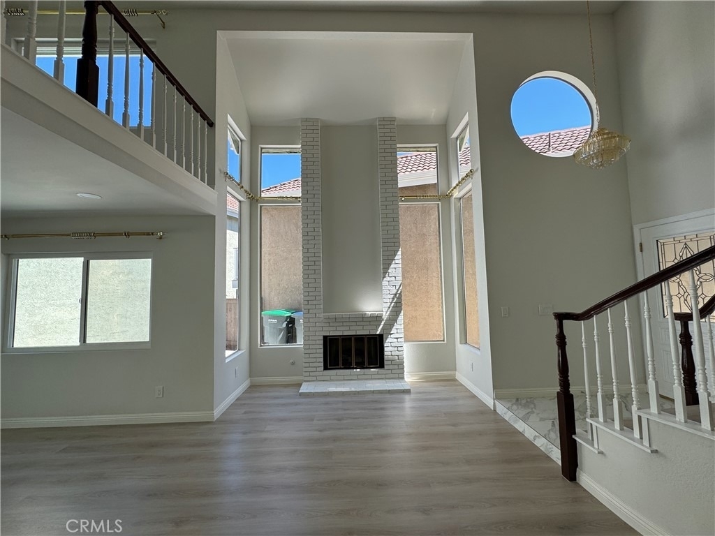 8 Carmel Court - Photo 3