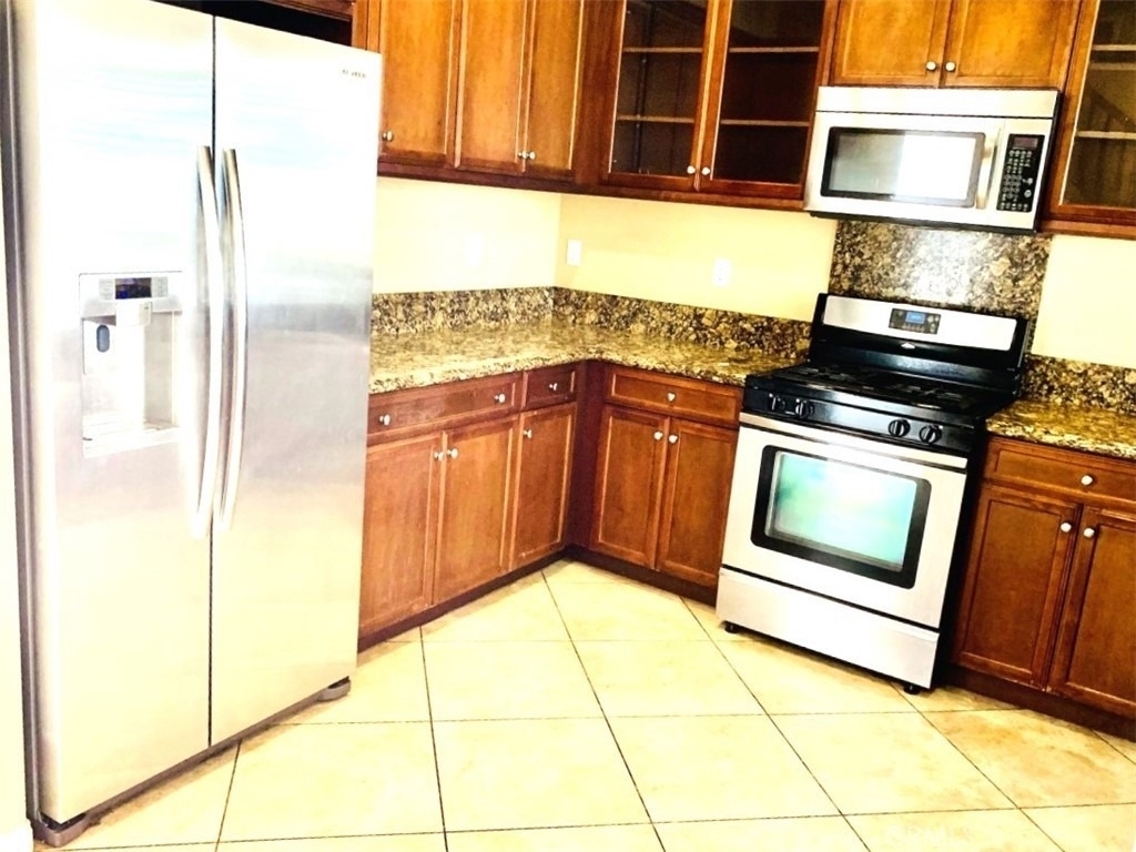 3943 E Spring Hill Court - Photo 3