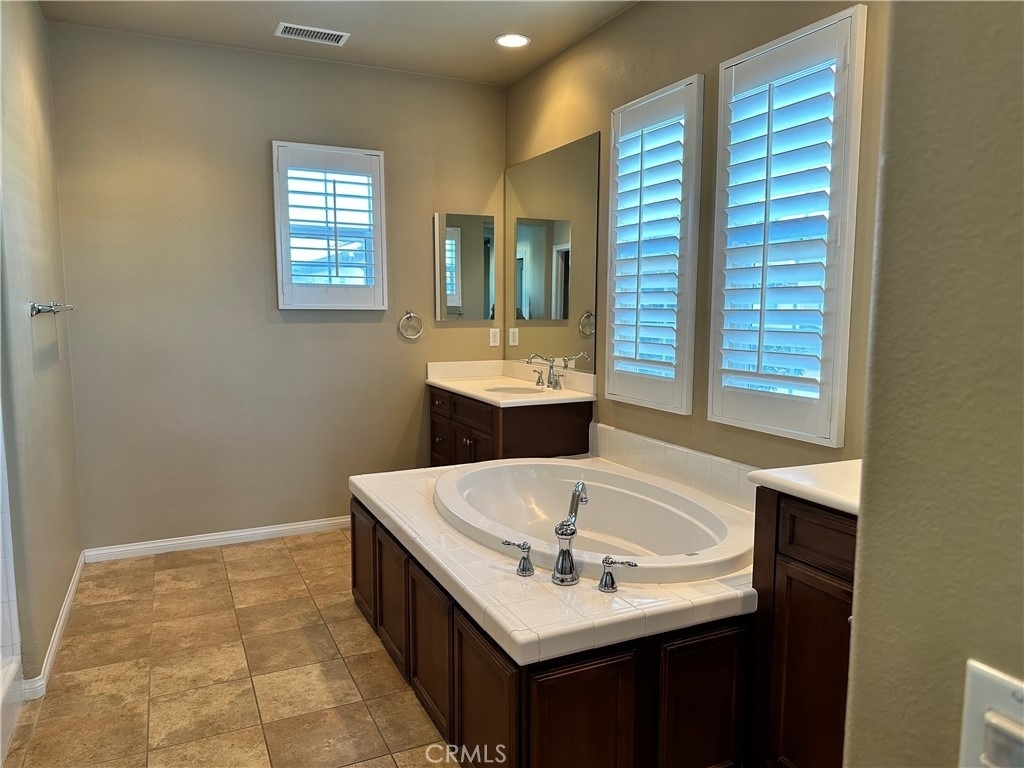 3943 E Spring Hill Court - Photo 14