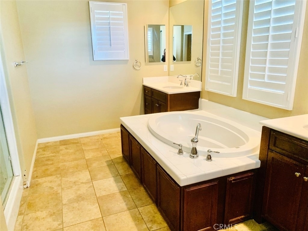 3943 E Spring Hill Court - Photo 7