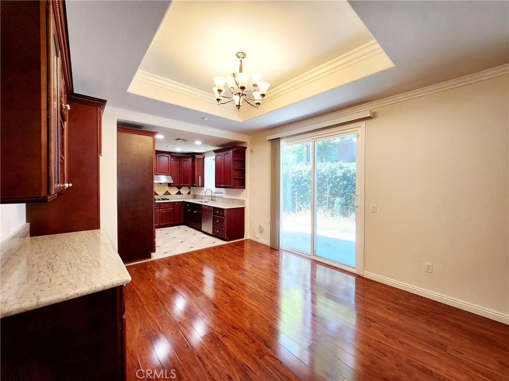 1016 W Huntington Drive - Photo 11