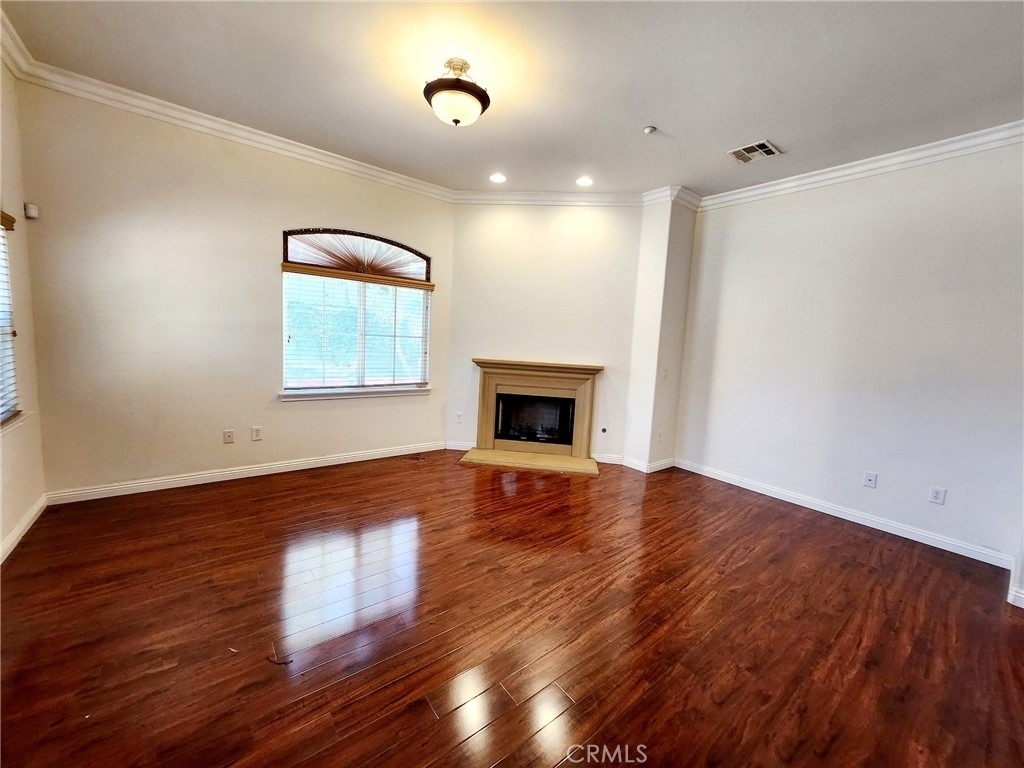 1016 W Huntington Drive - Photo 5
