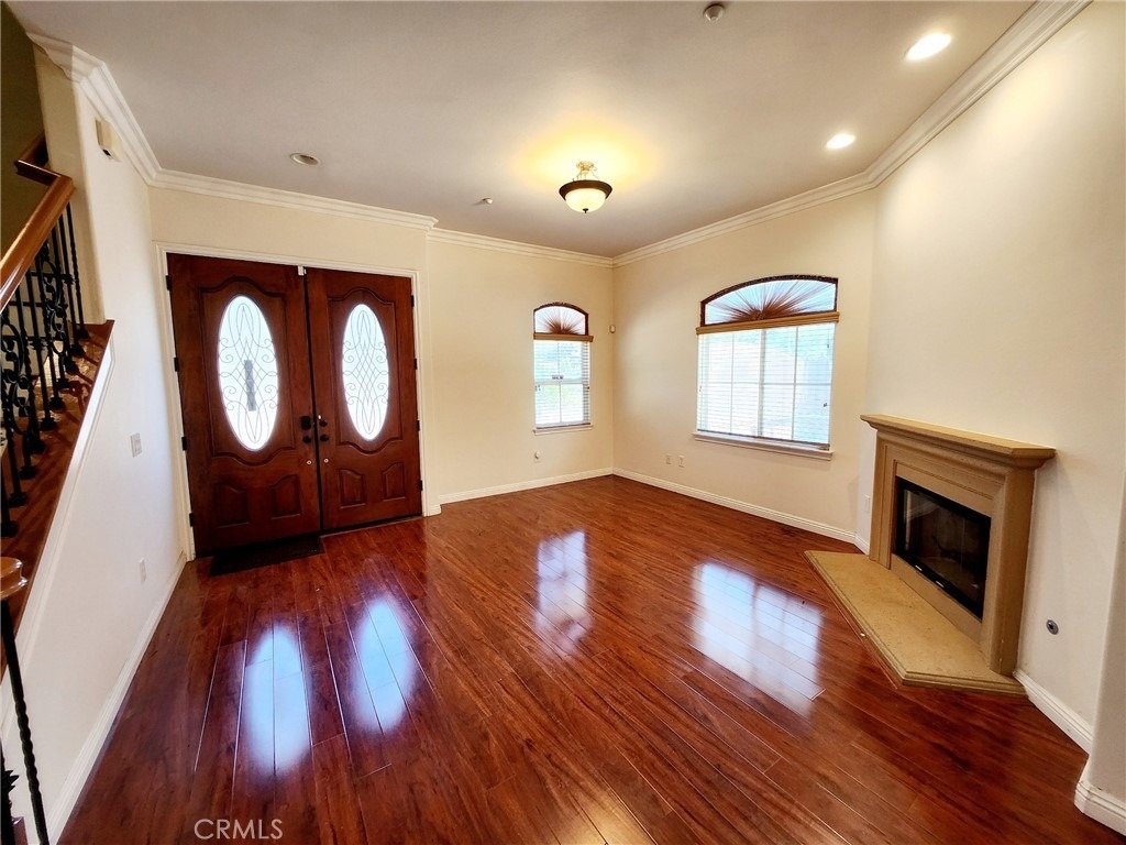 1016 W Huntington Drive - Photo 4