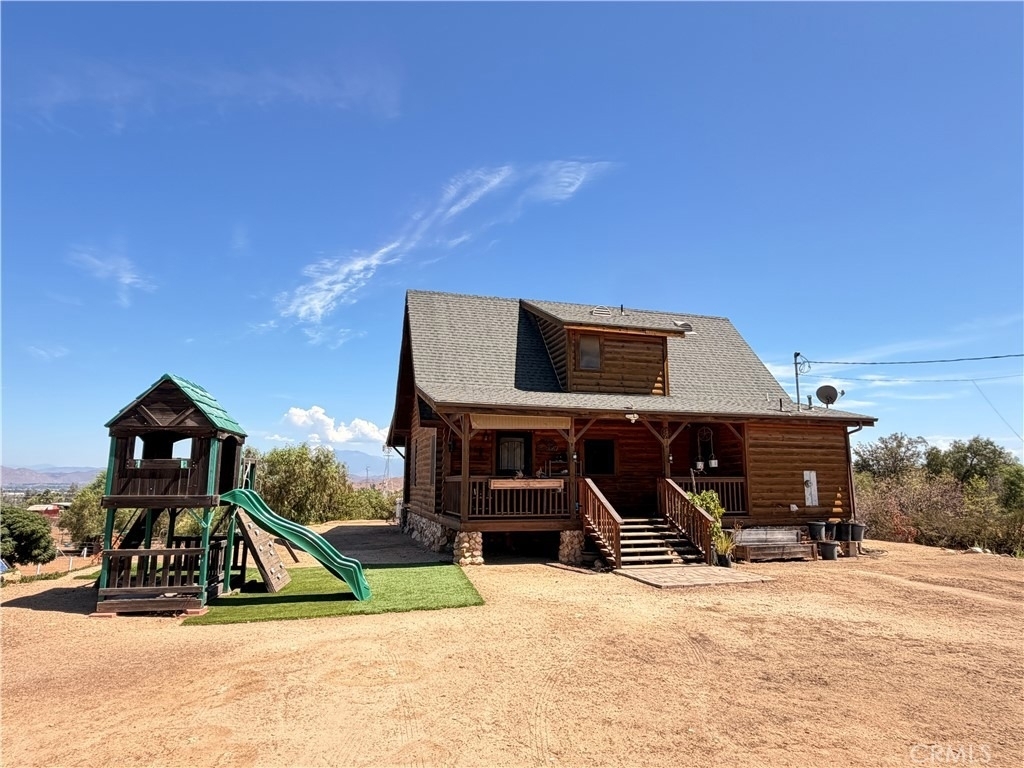 32600 Byers - Photo 0