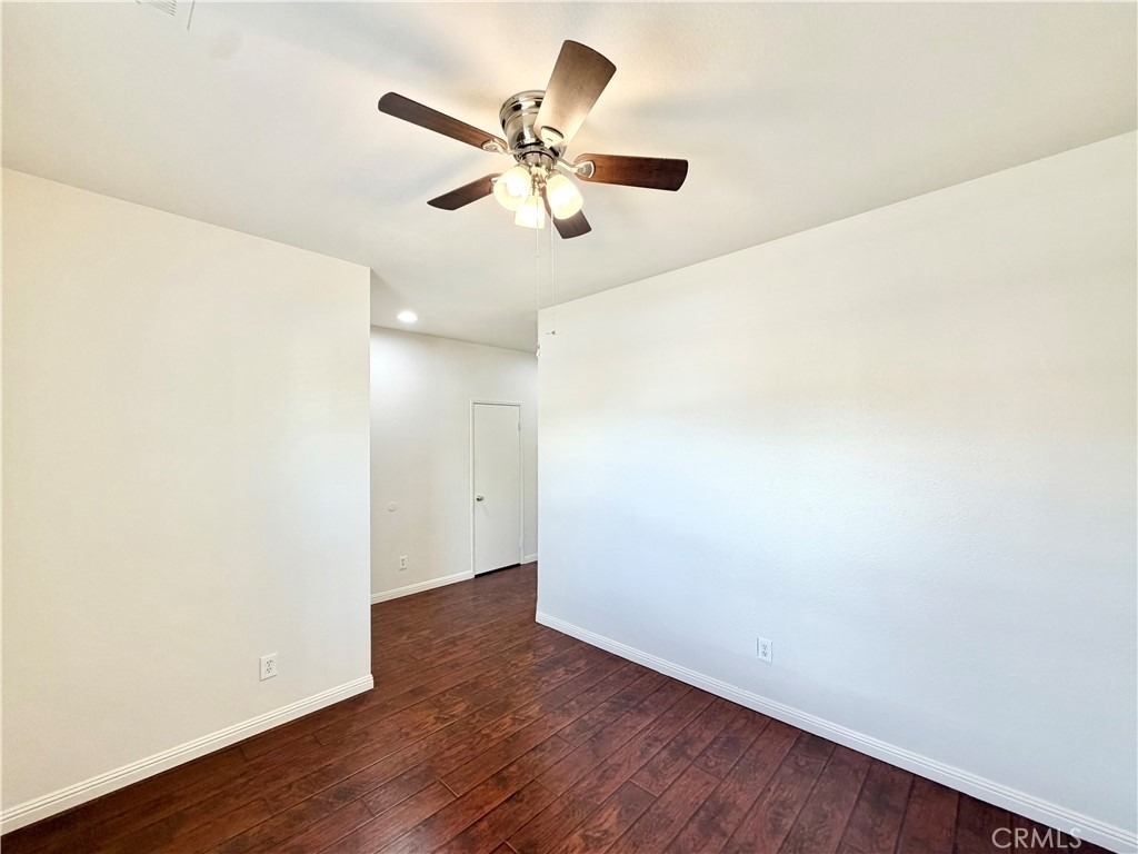 33205 Gypsum Street - Photo 6