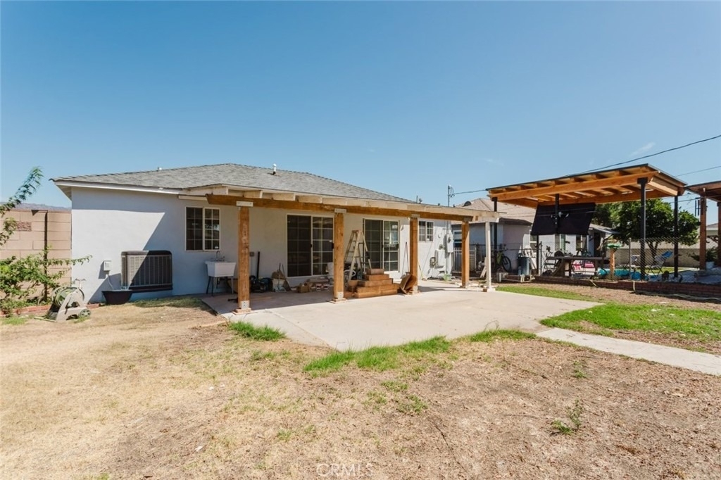7737 Cleon Avenue - Photo 32