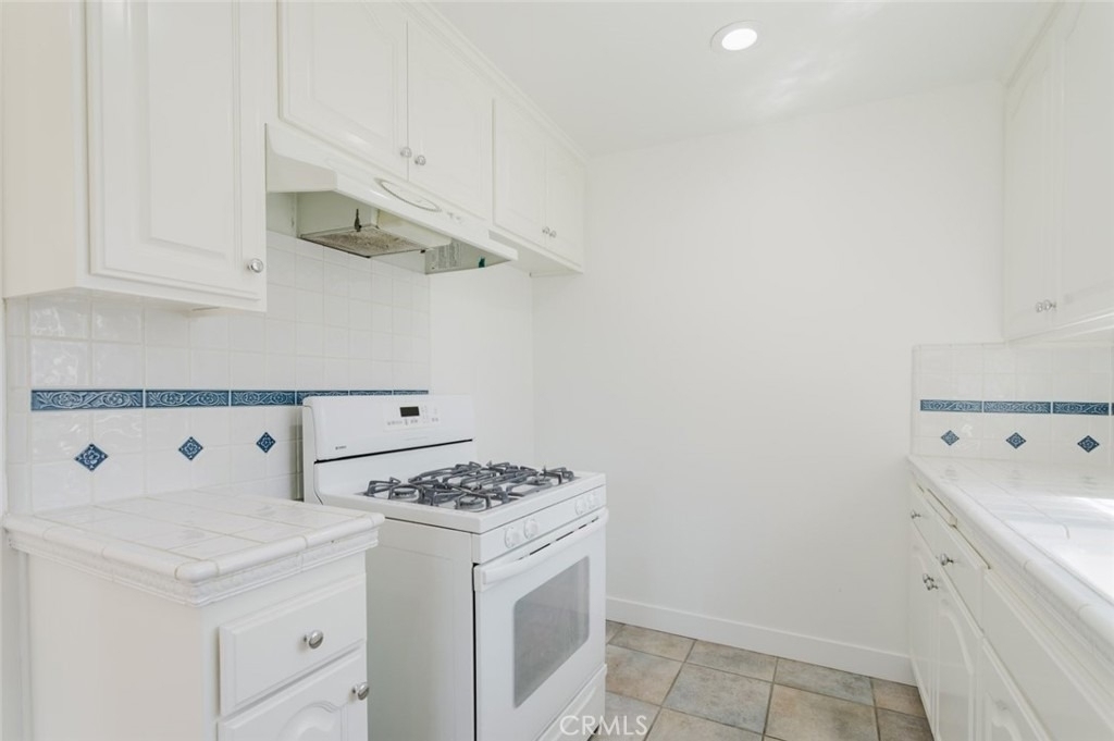 7737 Cleon Avenue - Photo 27