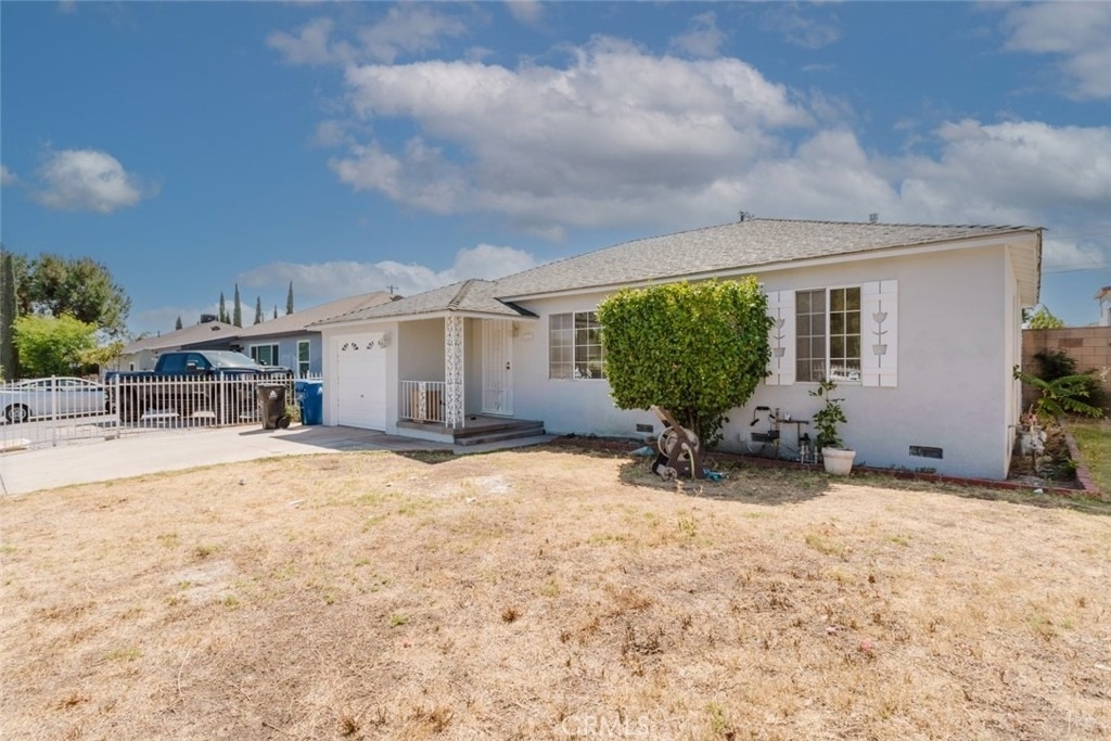 7737 Cleon Avenue - Photo 3