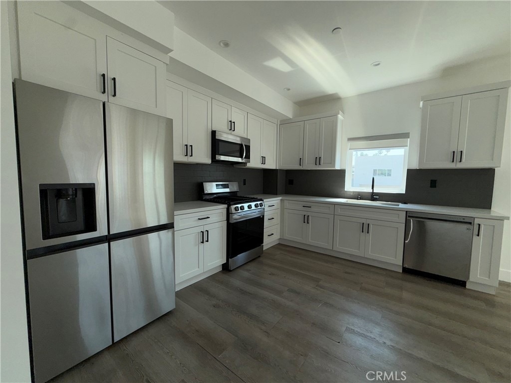 21715 Hart Street - Photo 13