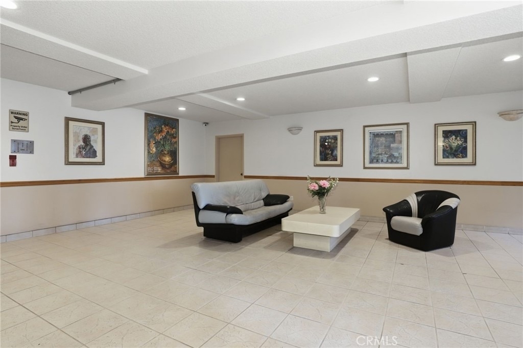 5400 Lindley Avenue - Photo 28