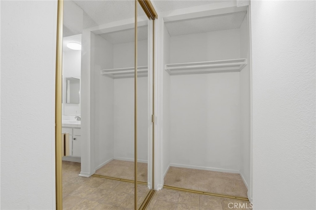 5400 Lindley Avenue - Photo 23