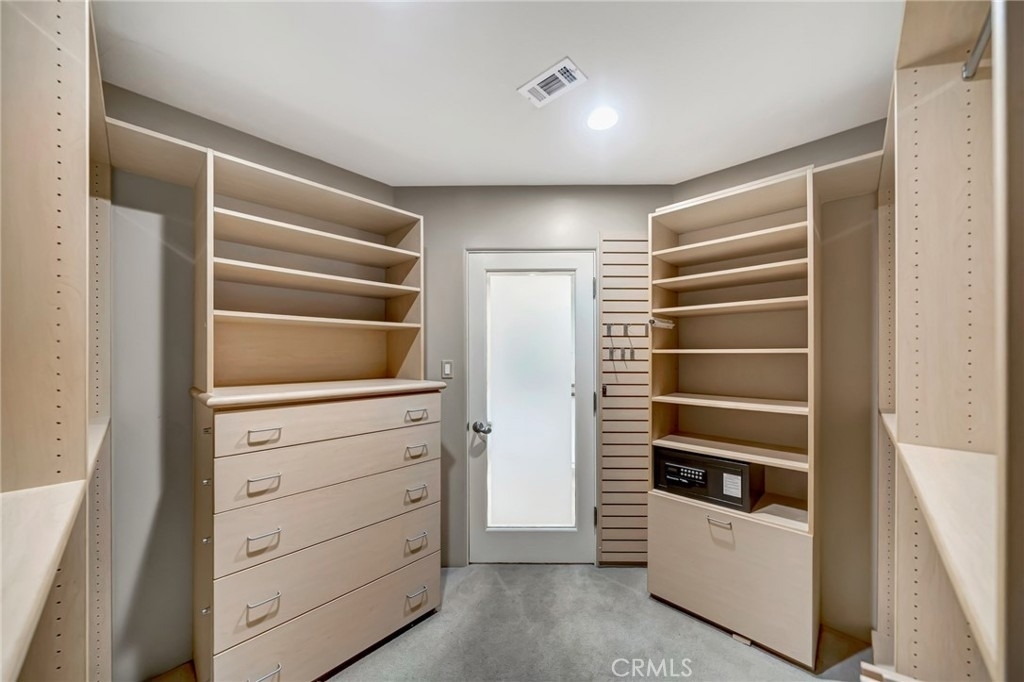 22914 Calvert Street - Photo 53