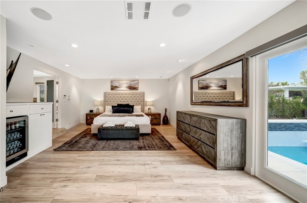 22914 Calvert Street - Photo 41