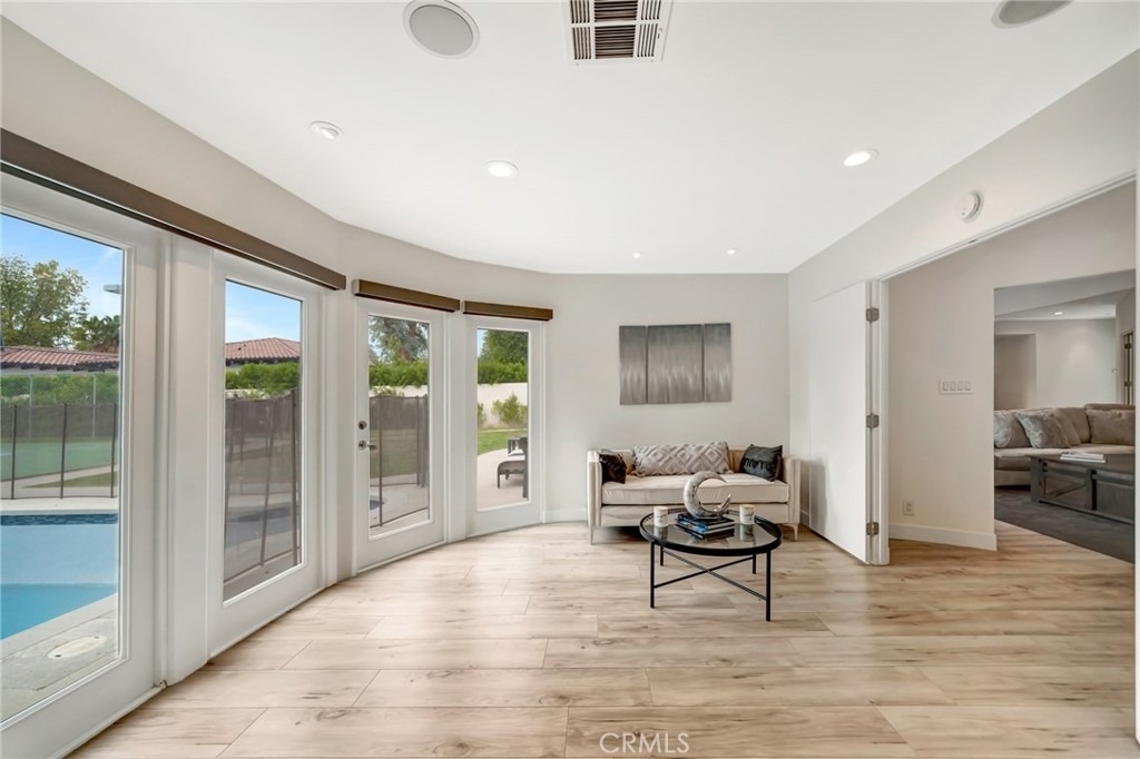 22914 Calvert Street - Photo 46