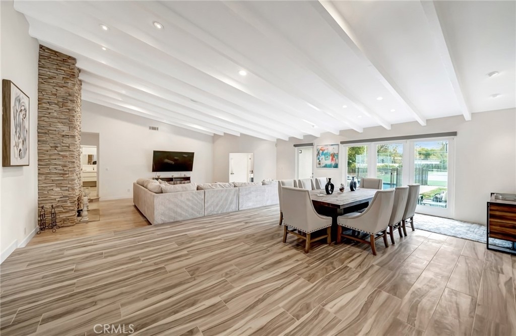 22914 Calvert Street - Photo 10