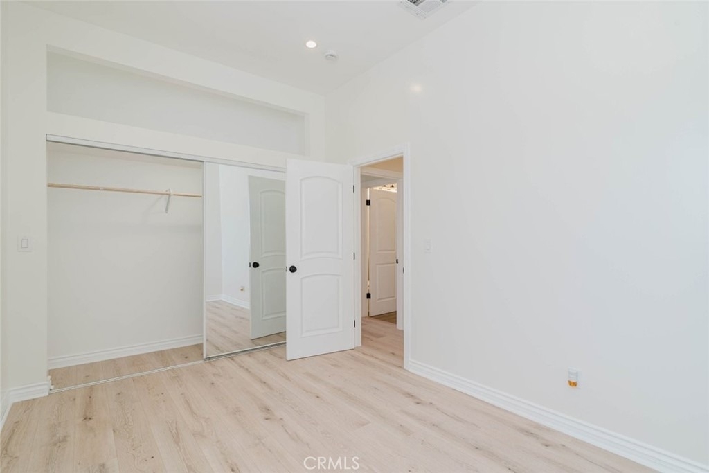 7947 Woodman Avenue - Photo 14