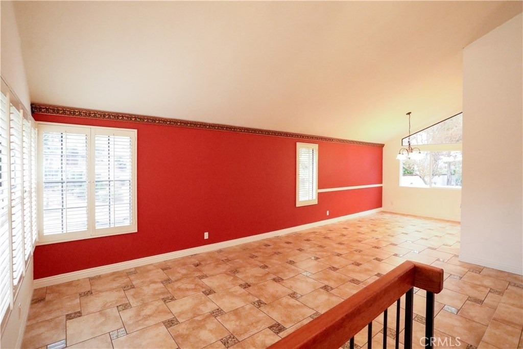 19235 Dunure Place - Photo 2
