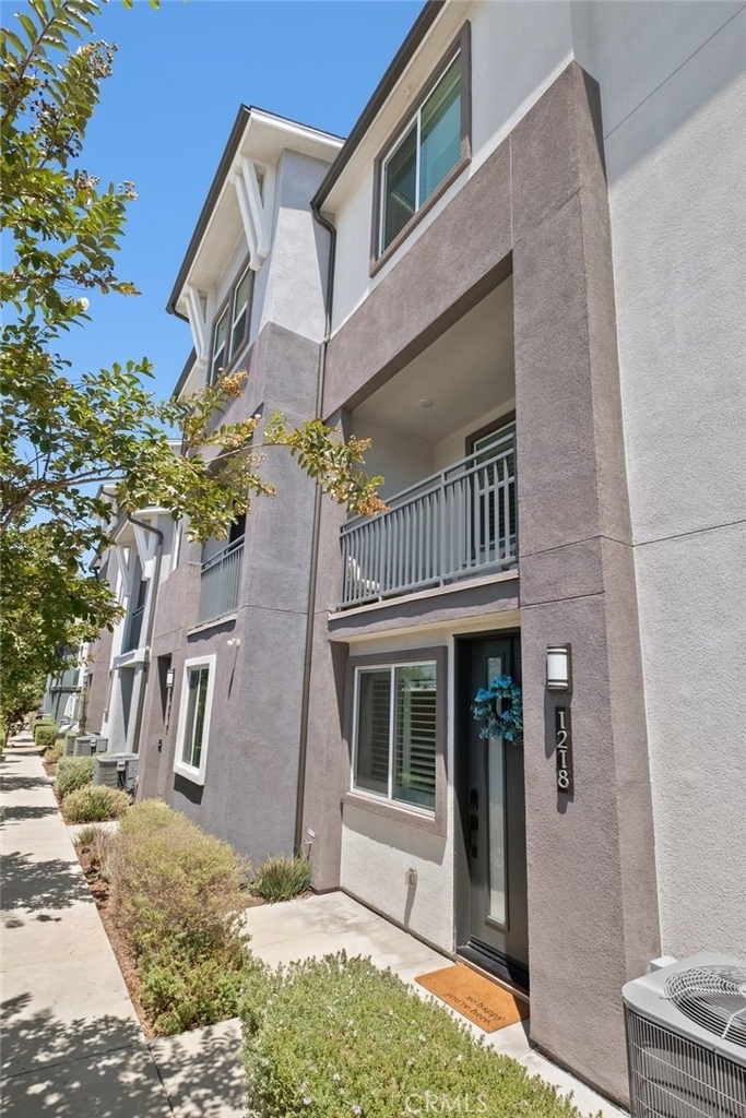 1218 Breckyn - Photo 1