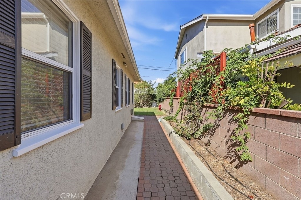 22939 Ocean Avenue - Photo 43