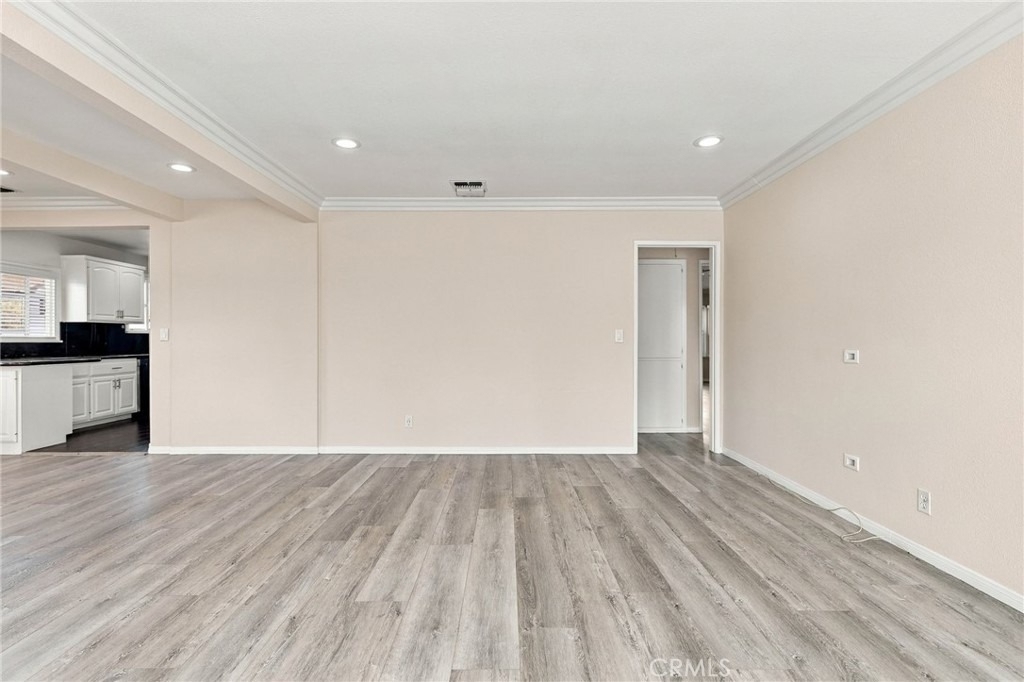 22939 Ocean Avenue - Photo 13
