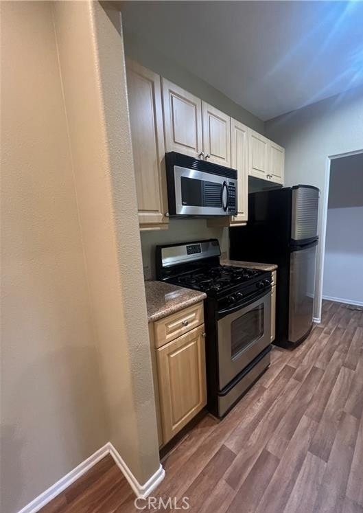 2418 Watermarke Place - Photo 4