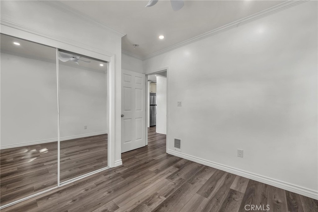 501 Ave B - Photo 13