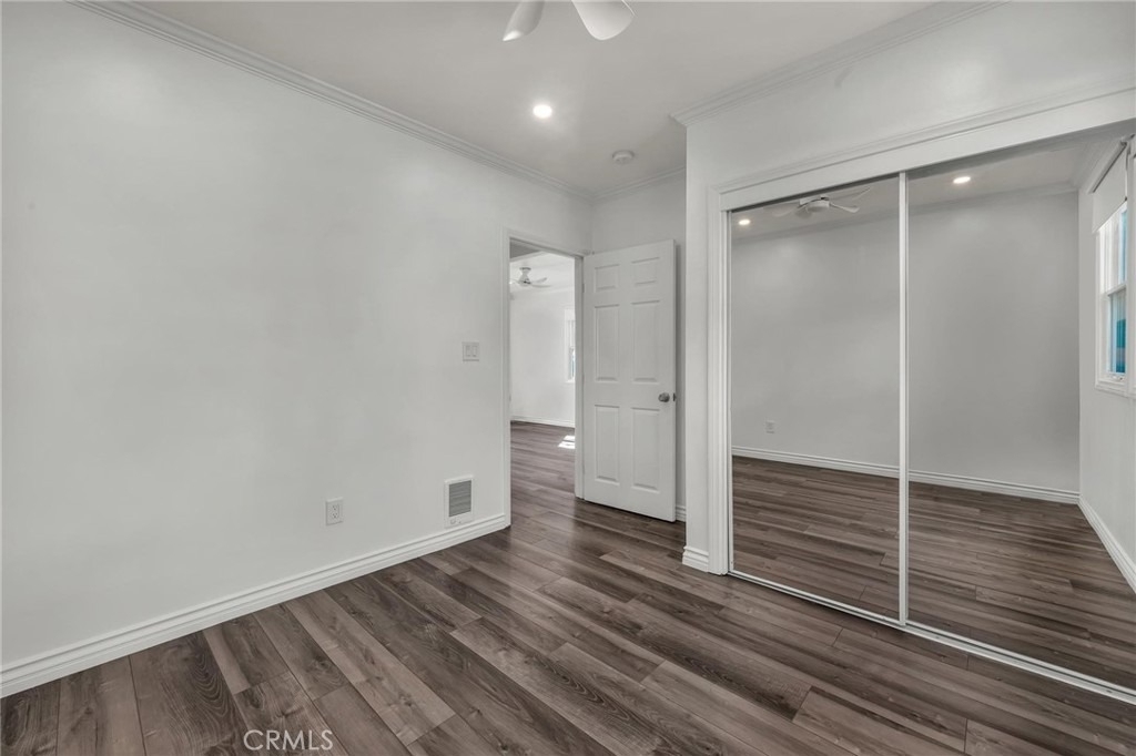 501 Ave B - Photo 10