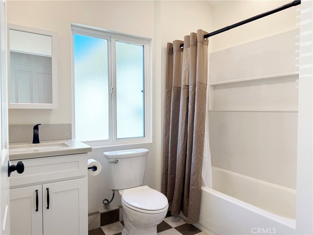 10172 Fern Avenue - Photo 8