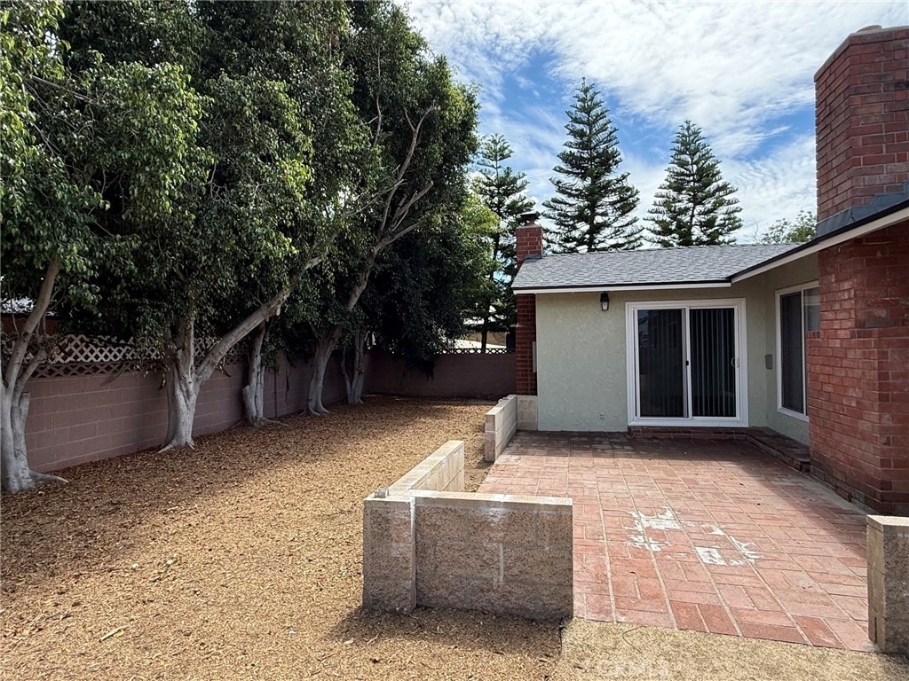10172 Fern Avenue - Photo 18