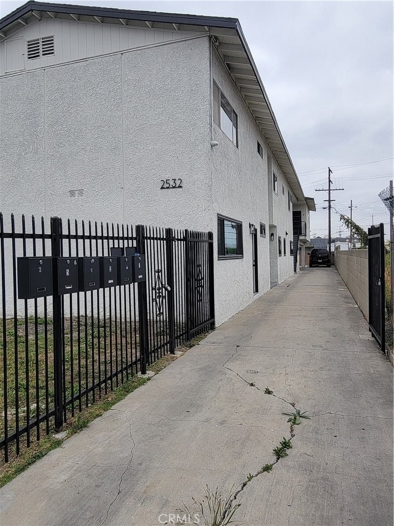 2532 Hauser - Photo 1