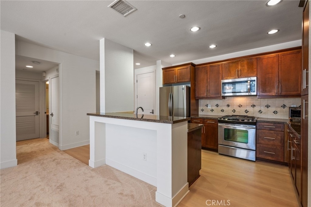 2349 Jefferson - Photo 7