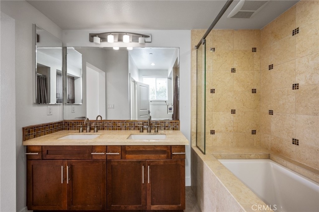 2349 Jefferson - Photo 24