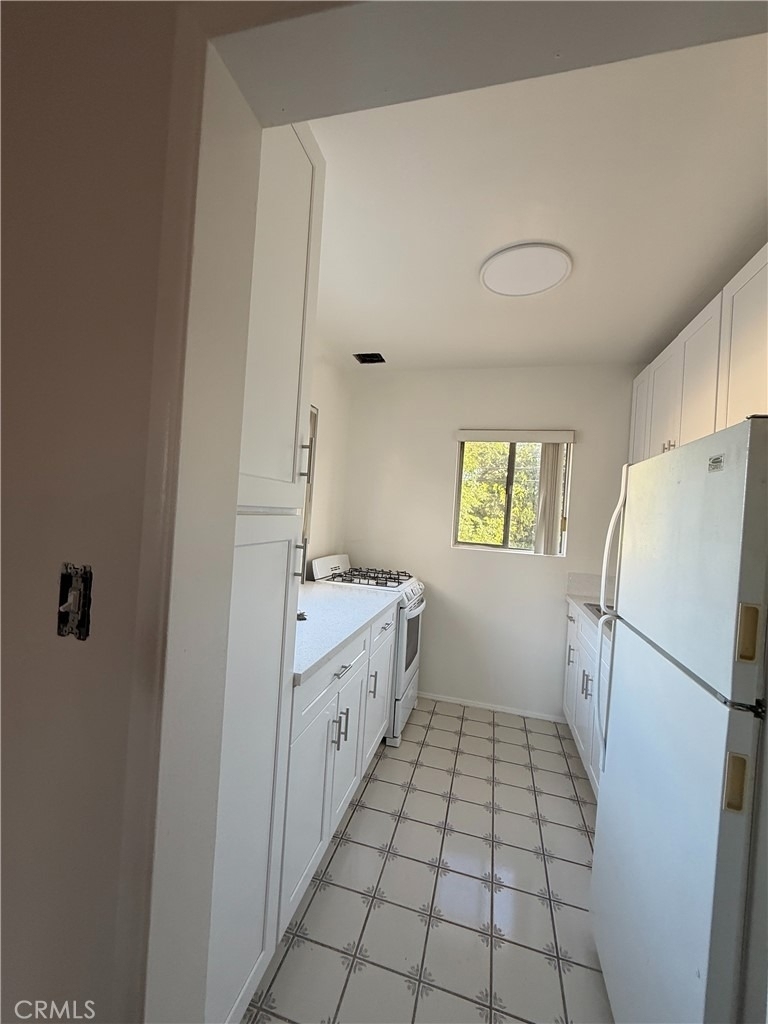 14154 Roscoe - Photo 4